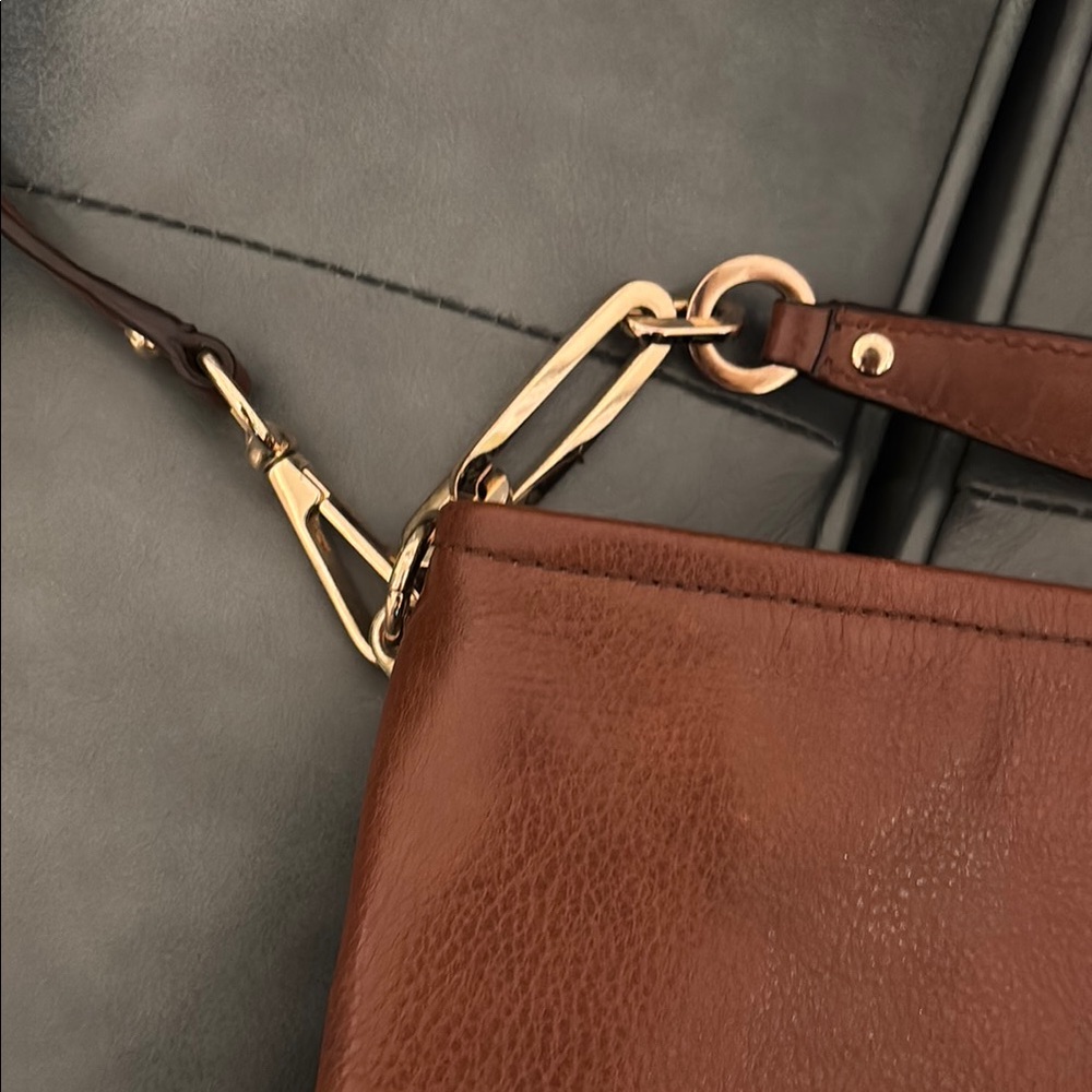 Like new Coach Madison chestnut Brown Leather hobo shoulder bag - Picture 4 of 10